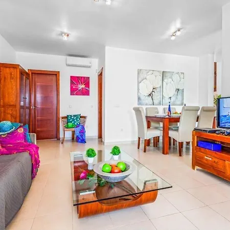 Playa Blanca Sleeps 6 Pool Air Con Wifi Willa *